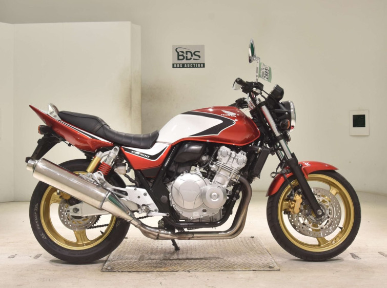 Мотоцикл Honda CB400SF с пробегом 15409 km