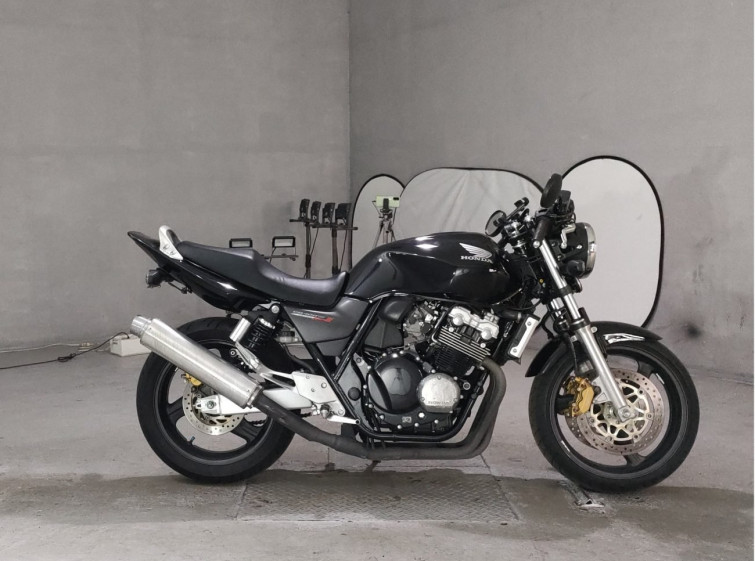 Мотоцикл Honda CB400SFV с пробегом 25647 km