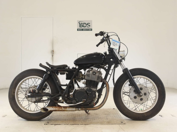 Мотоцикл Yamaha SR400 з пробігом 1250 km