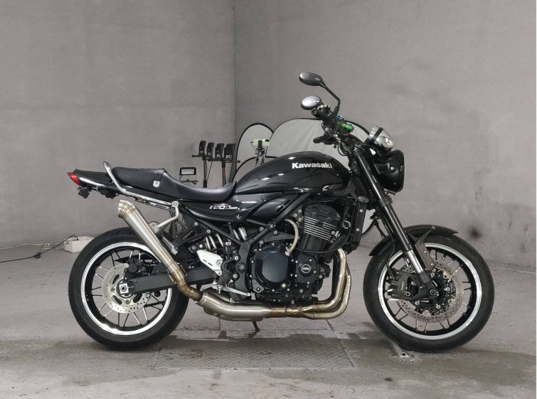Мотоцикл Kawasaki Z900RS CAFE с пробегом 3951 km