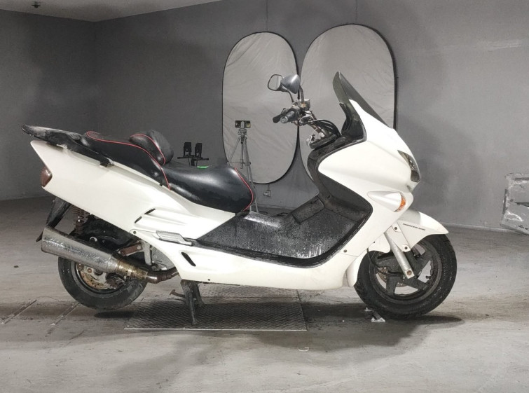 Мотоцикл Honda FORZA з пробігом 38357 km