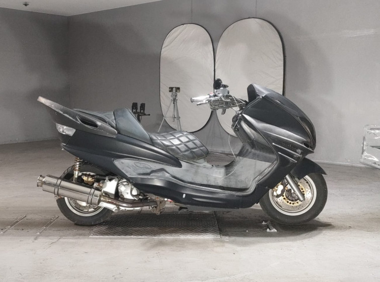Мотоцикл Yamaha MAJESTY 250C
