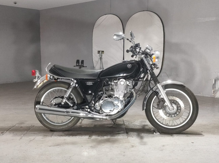 Мотоцикл Yamaha SR400 з пробігом 11766 km