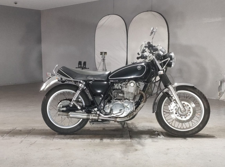 Мотоцикл Yamaha SR400 з пробігом 27292 km
