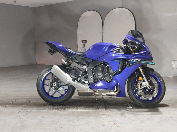 Мотоцикл Yamaha YZF-R1 с пробегом 10 km