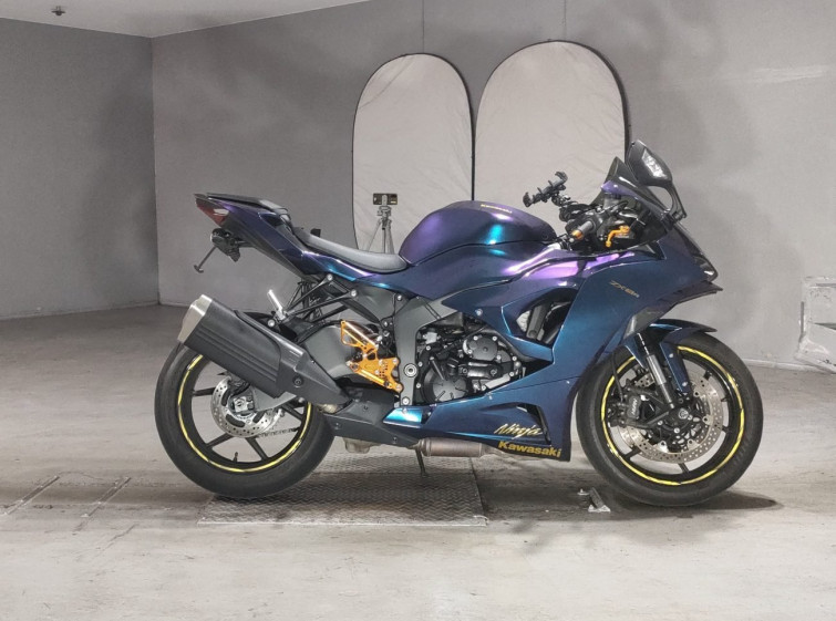 Мотоцикл Kawasaki ZX-6R с пробегом 19649 km