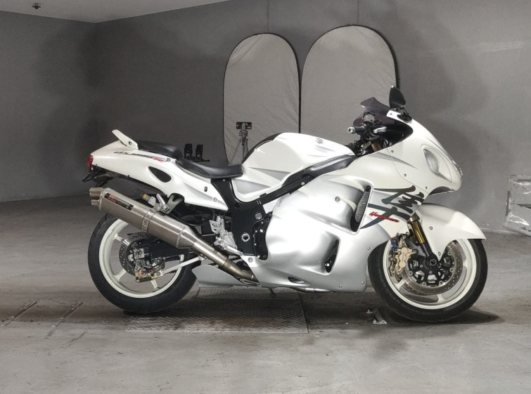 Мотоцикл Suzuki GSX1300R HAYABUSA з пробігом 32771 km