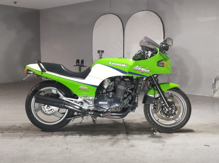 Мотоцикл Kawasaki GPZ900R с пробегом 32532 km