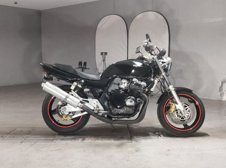 Мотоцикл Honda CB400SFV