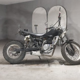 Мотоцикл Yamaha TW200 с пробегом 2413 km