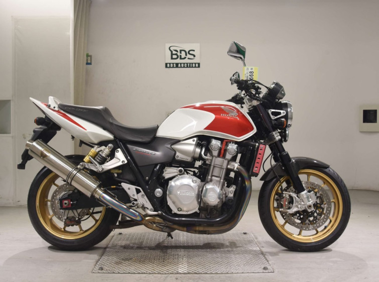 Мотоцикл Honda CB1300SF з пробігом 56814 km