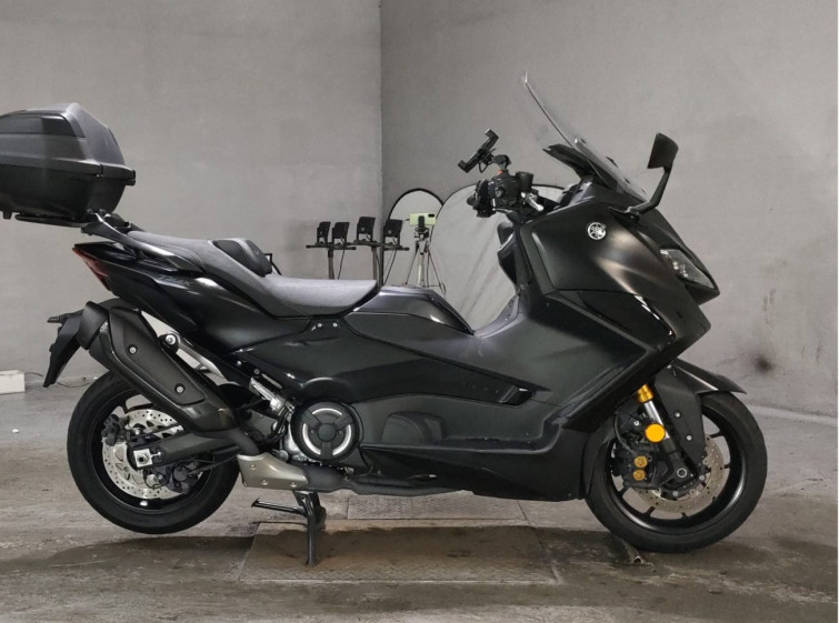 Мотоцикл Yamaha T-MAX560 с пробегом 13838 km