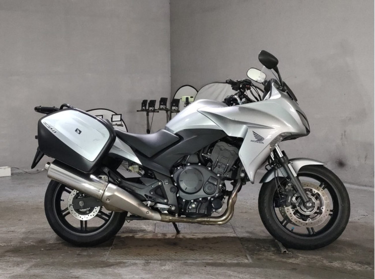 Мотоцикл Honda CBF1000 с пробегом 8072 km