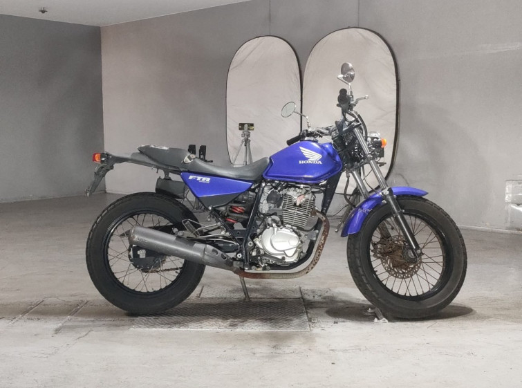 Мотоцикл Honda FTR223 з пробігом 30559 km