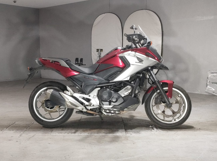 Мотоцикл Honda NC750X з пробігом 326117 km