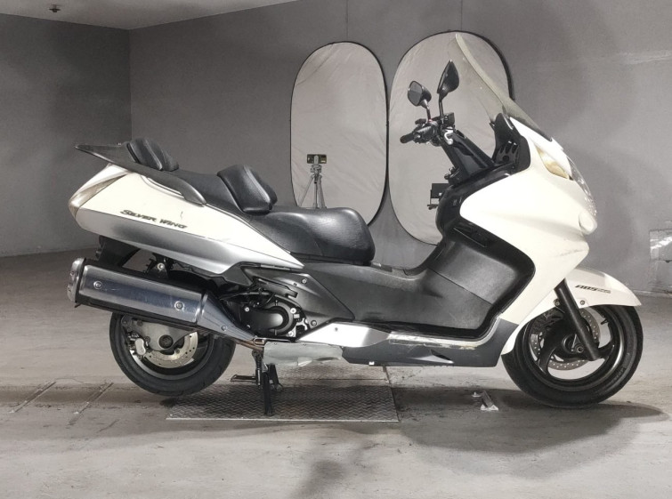 Мотоцикл Honda SILVERWING 600 с пробегом 29925 km