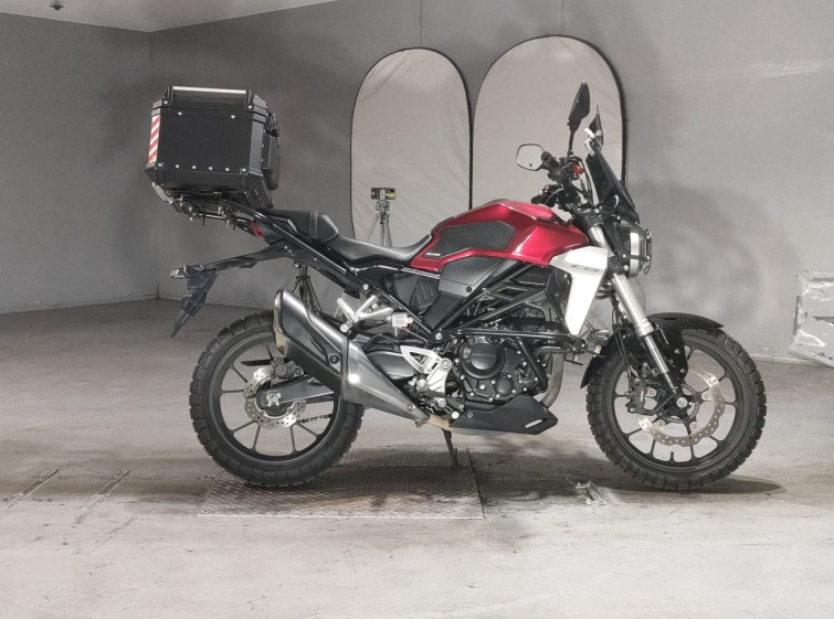Мотоцикл Honda CB250R с пробегом 26574 km