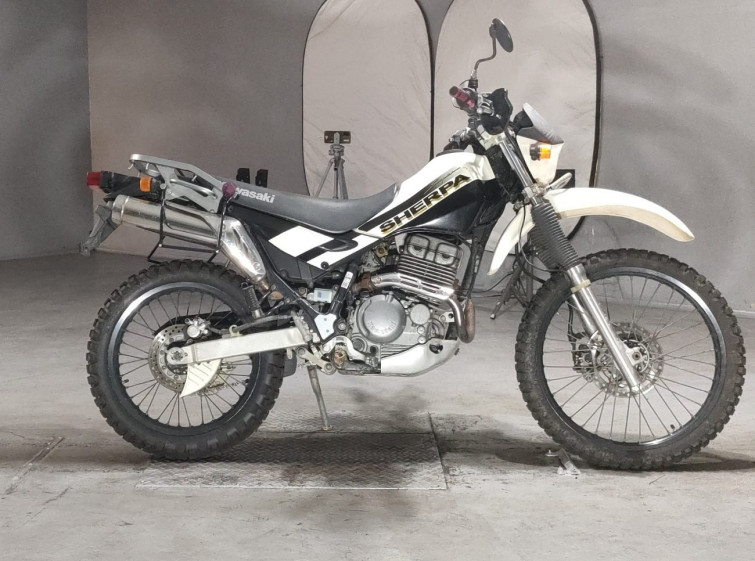 Мотоцикл Kawasaki SUPER SHERPA с пробегом 26533 km