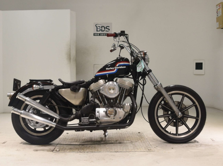 Мотоцикл HD SPORTSTER XLH883 з пробігом 1367 km