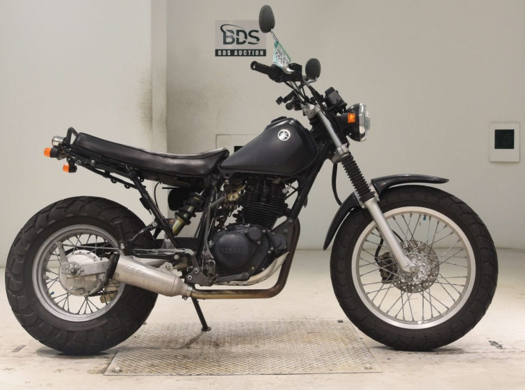 Мотоцикл Yamaha TW225 з пробігом 12756 km