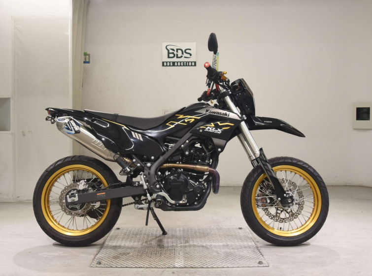 Мотоцикл Kawasaki KLX230SM з пробігом 6815 km