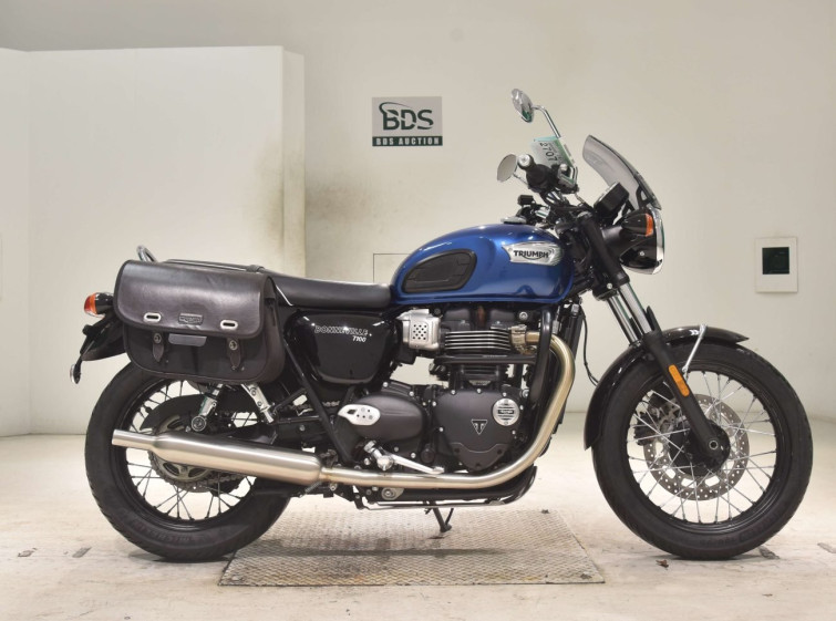 Мотоцикл Triumph BONNEVILLE T100 с пробегом 11213 km