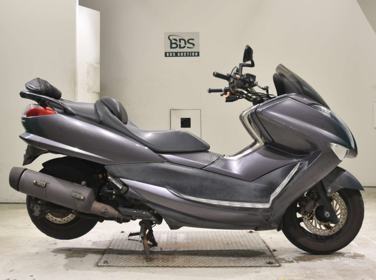 Мотоцикл Yamaha MAJESTY 250 з пробігом 33764 km