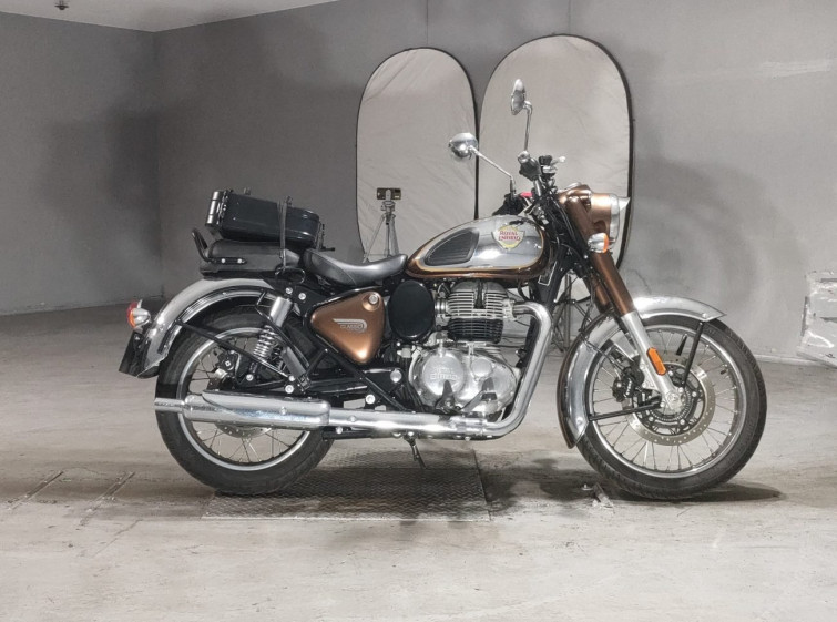 Мотоцикл Royal Enfield CLASSIC350 з пробігом 10430 km