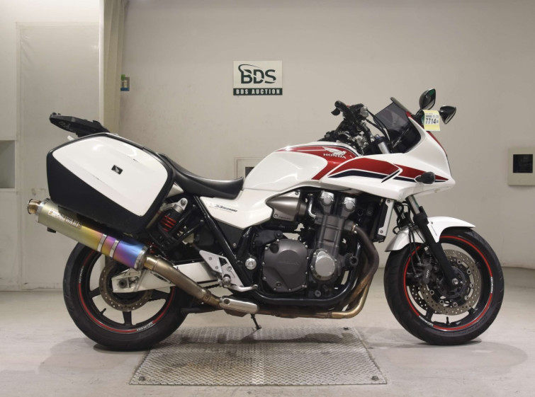 Мотоцикл Honda CB1300SF з пробігом 109675 km