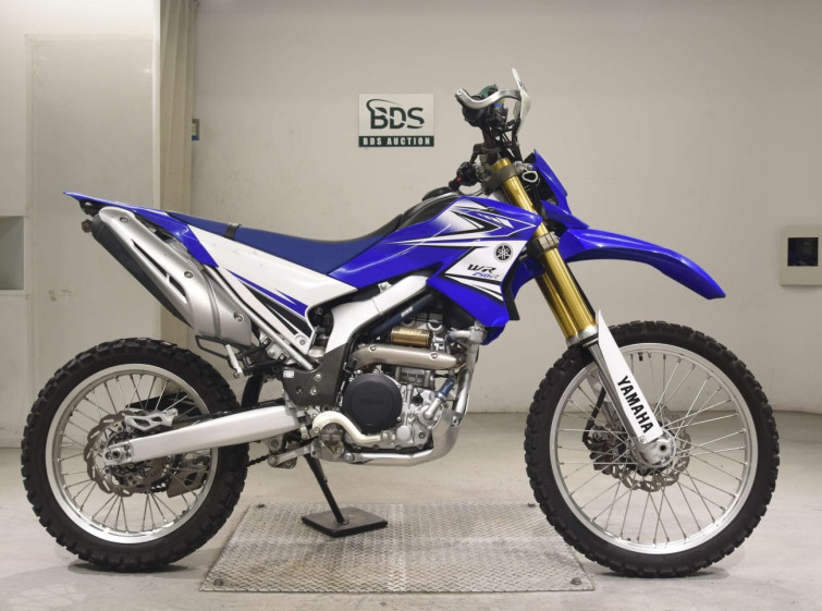 Мотоцикл Yamaha WR250R с пробегом 4858 km