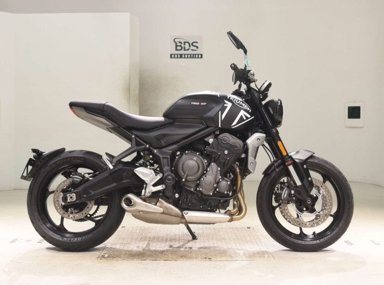 Мотоцикл Triumph TRIDENT660 с пробегом 8250 km