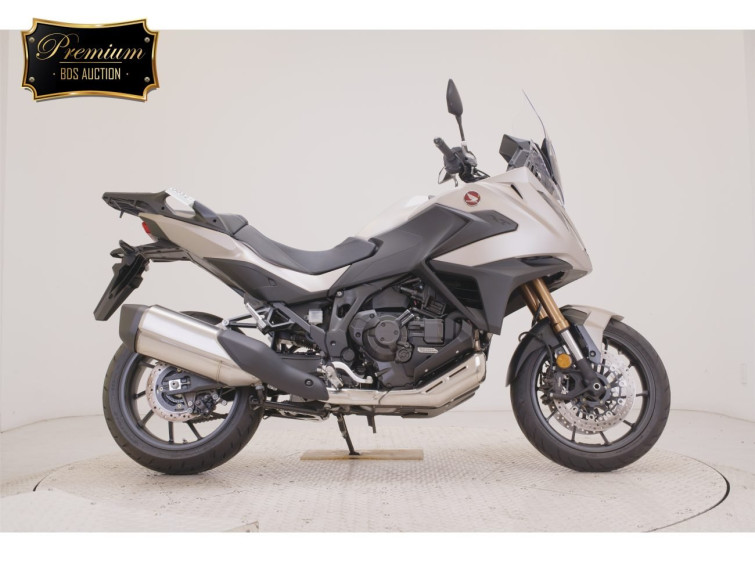 Мотоцикл Honda NT1100 з пробігом 19 km