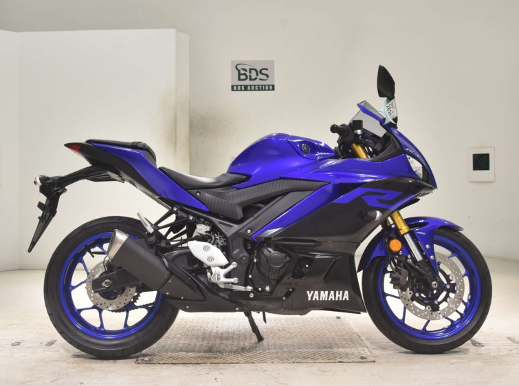 Мотоцикл Yamaha YZF-R3 з пробігом 12828 km