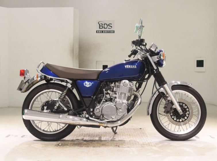 Мотоцикл Yamaha SR400 с пробегом 4478 km