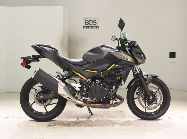 Мотоцикл Kawasaki Z500 с пробегом 4237 km