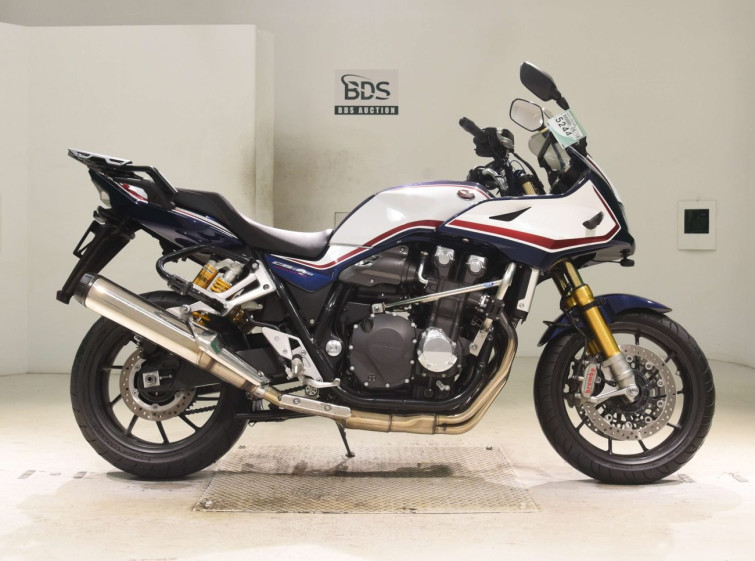 Мотоцикл Honda CB1300SF с пробегом 12829 km