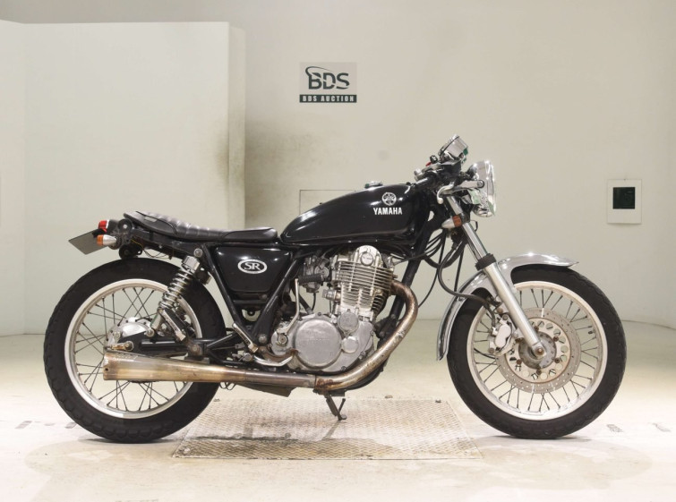 Мотоцикл Yamaha SR400 с пробегом 38667 km