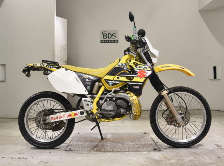Мотоцикл Suzuki RMX250S з пробігом 2390 km