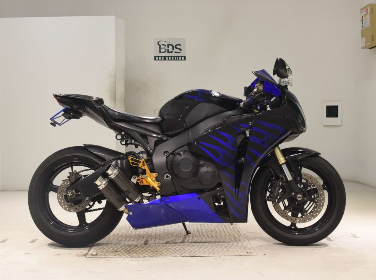 Мотоцикл Honda CBR1000RR з пробігом 17417 km