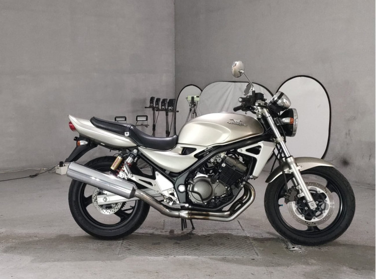 Мотоцикл Kawasaki BALIUS2 з пробігом 16659 km