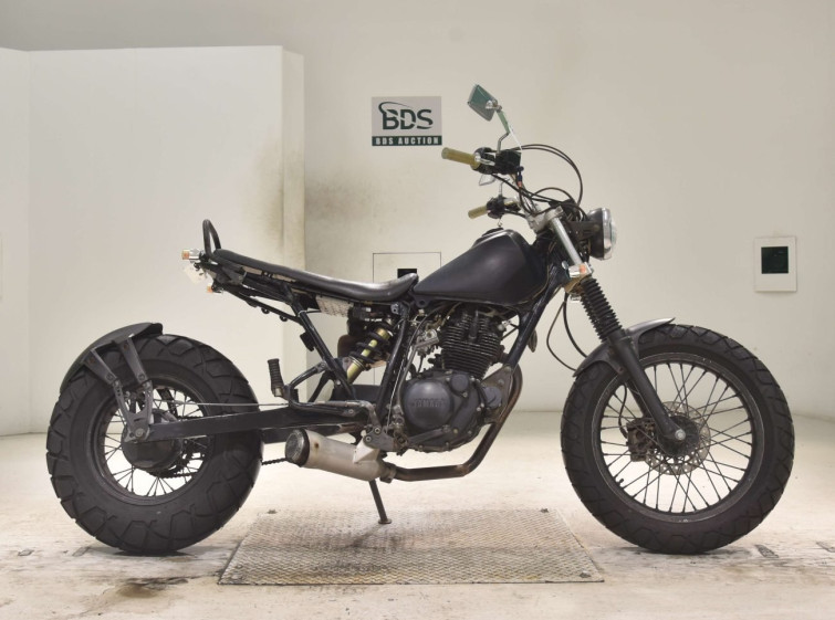 Мотоцикл Yamaha TW225 з пробігом 6935 km