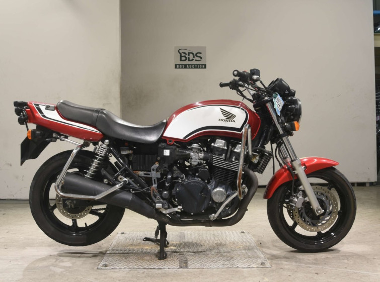 Мотоцикл Honda CB750 с пробегом 27949 km