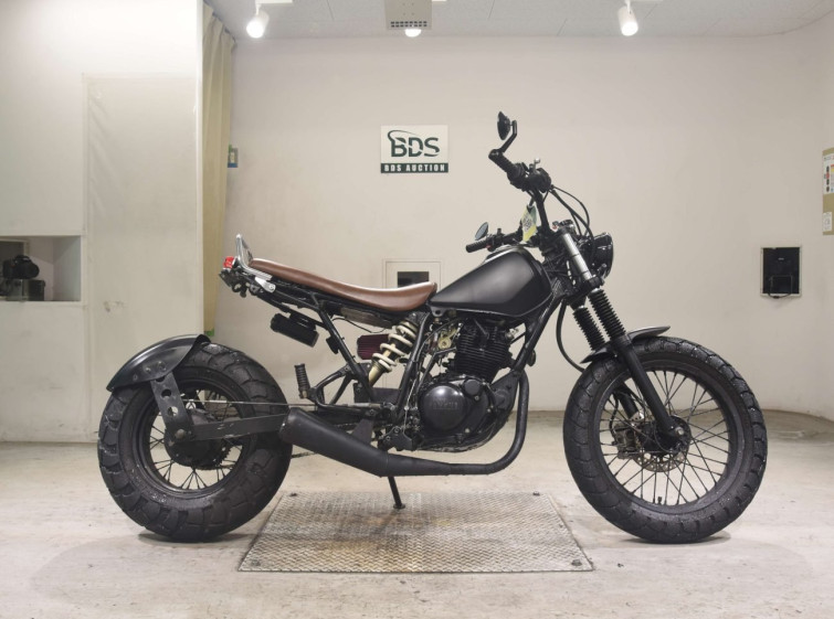 Мотоцикл Yamaha TW225 з пробігом 1848 km