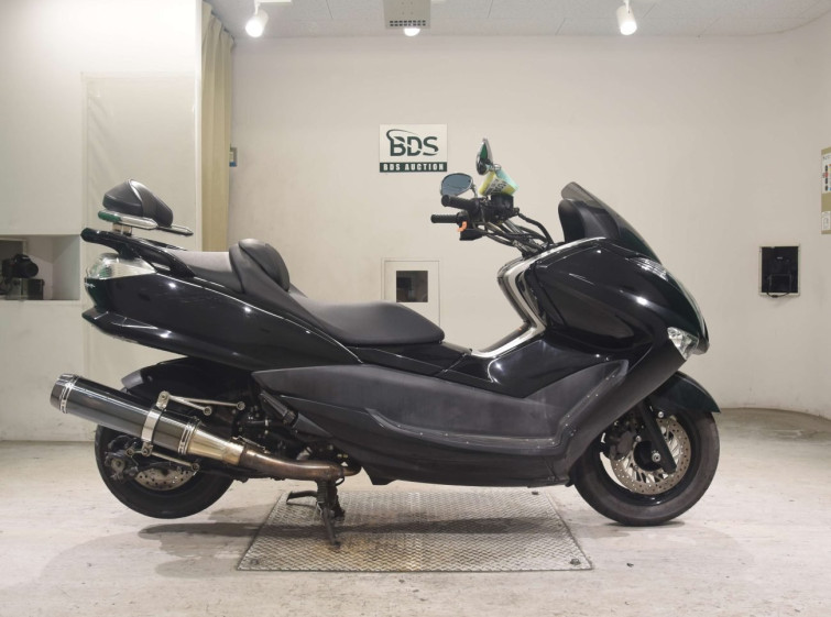 Мотоцикл Yamaha MAJESTY 250 з пробігом 11320 km