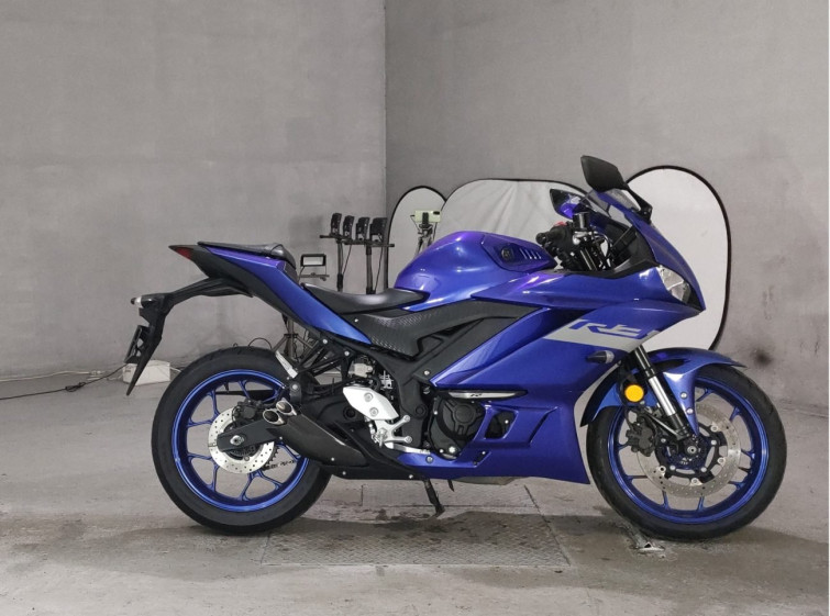 Мотоцикл Yamaha YZF-R3 с пробегом 14447 km