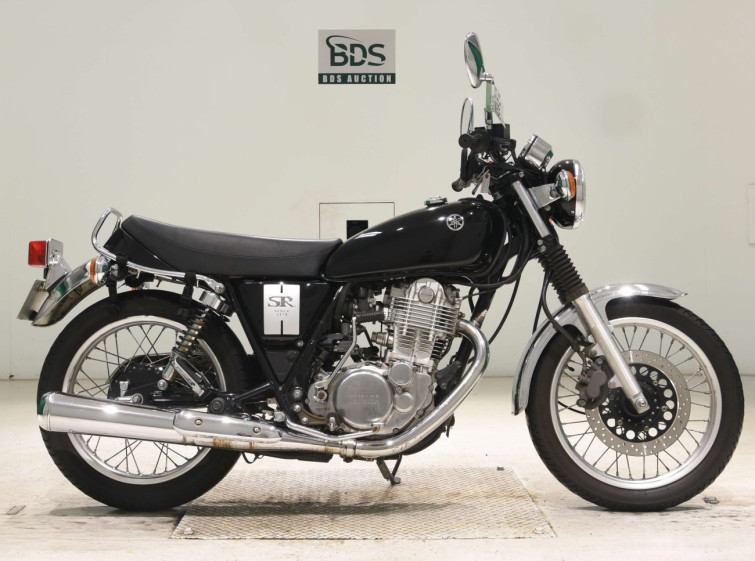 Мотоцикл Yamaha SR400 з пробігом 9824 km