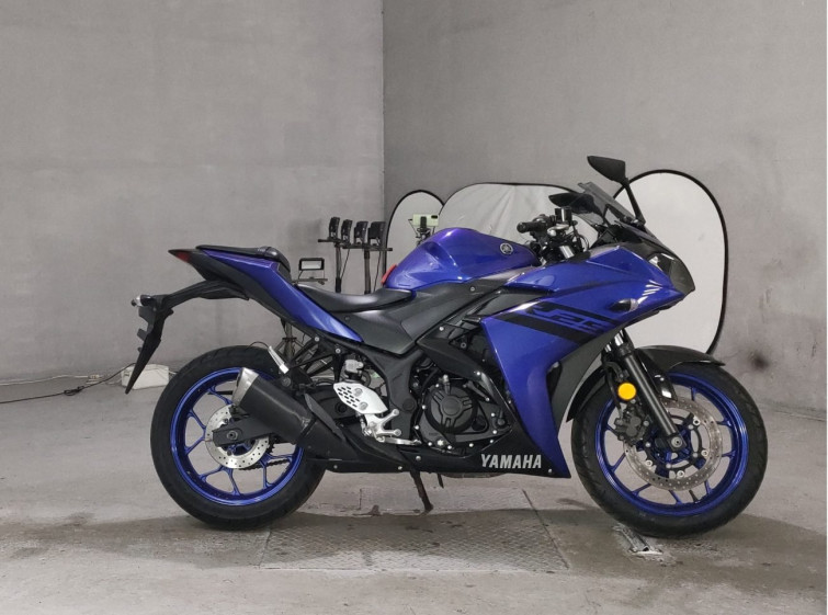 Мотоцикл Yamaha YZF-R25 с пробегом 11232 km