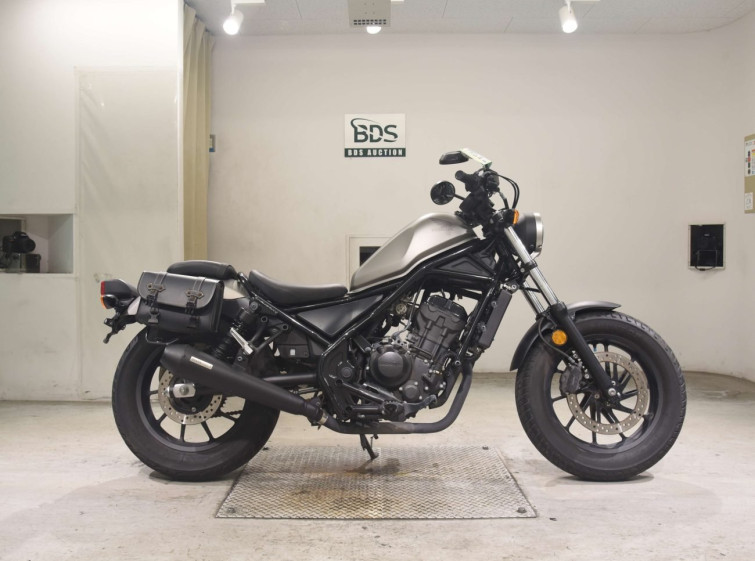 Мотоцикл Honda REBEL CMX250 з пробігом 7656 km