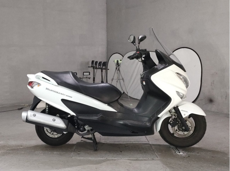 Мотоцикл Suzuki BURGMAN200 с пробегом 26606 km