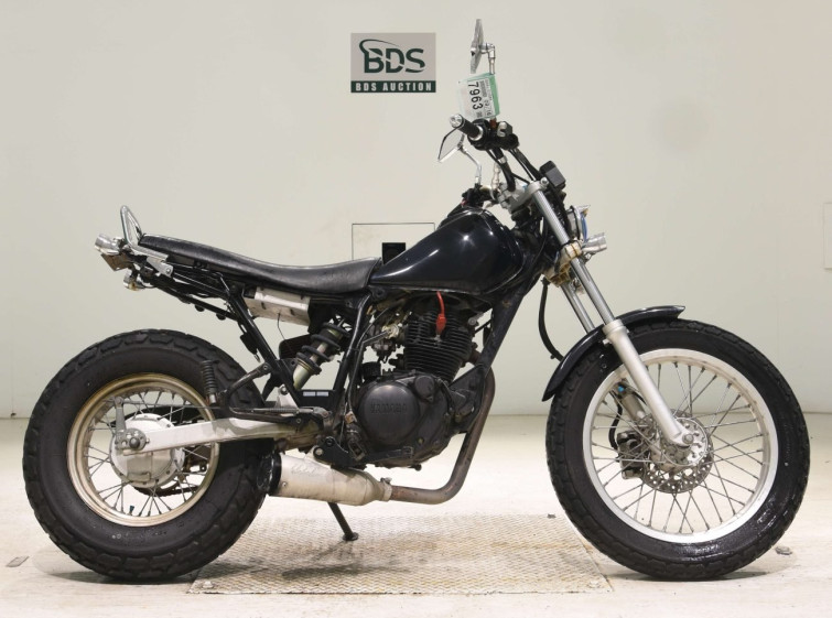 Мотоцикл Yamaha TW225 з пробігом 22691 km